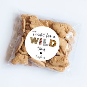 Wild Time dierenprint junglestickers, safarithema, thema safaridieren, Wild One Party, feestbeest, dierentuindier, feestartikelen