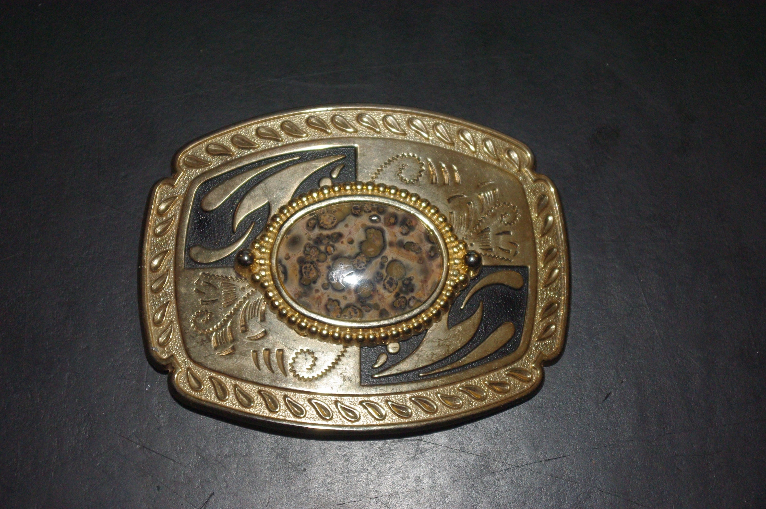 GEMSTONE BELT BUCKLE - Oval Shaped