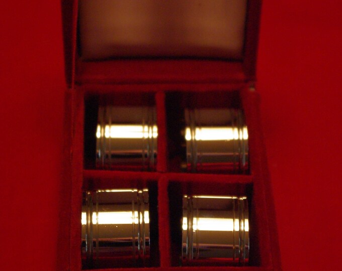 4 NAPKIN RINGS Box Set of 4 Silver Plated Dhm Etsy