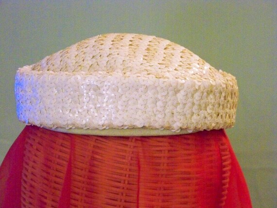 Vintage Ladies White Sequin Hat - I. Magnin
