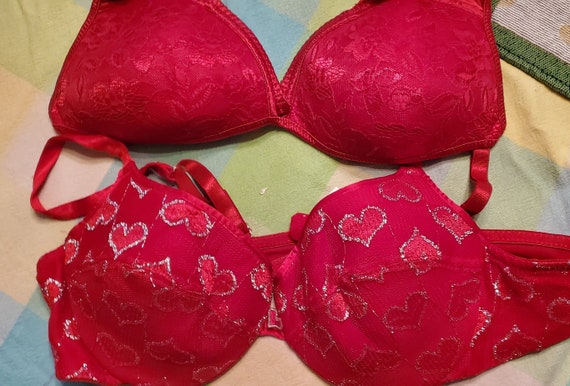 Vintage Lot of 2 red bras 36B - image 1