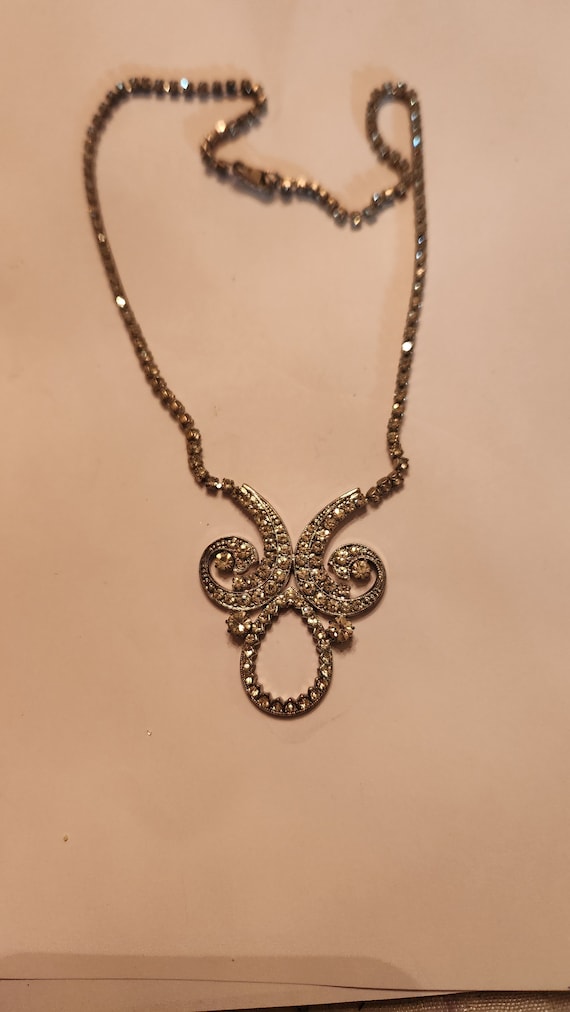 Vintage cz fancy silvertone necklace