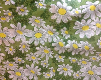 White and Green Daisies Floral Design Wipe Clean PVC Vinyl Tablecloth 140cm Wide