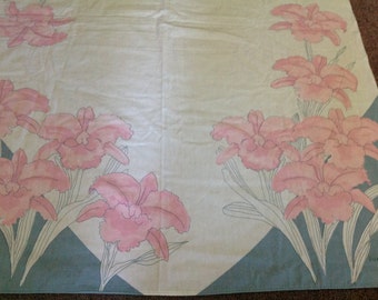 Vintage Vera Neumann Tablecloth Pink Flowers Blue Pink and White Tablecloth Floral Tablecloth
