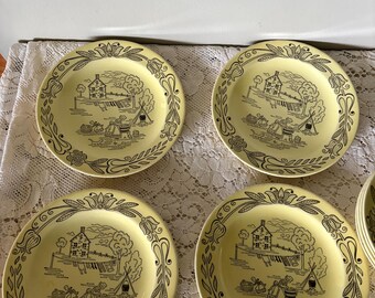 Vintage Bucks County Royal  Lot of 4 Plates Farm  Style