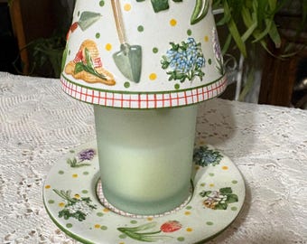 Vintage Yankee Candle Shade and Plate Flowers and Garden Tools