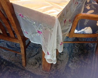 Vintage Tablecloth Sheer Green Sides Cream Top With Embroidered Flowers