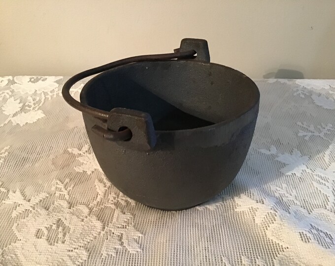 Vintage Cast Iron Smelting Pot Cast Iron Pot With Handle Etsy