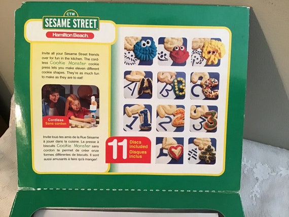 Vintage Sesame Street Hamilton Beach Cookie Monster Cookie Press NOS 