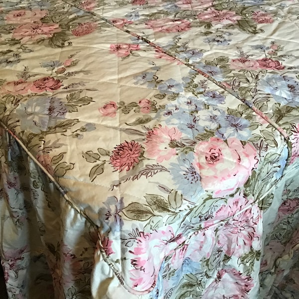 Vintage Quilted Floral Full Size Bedspread White Pink and Blue by Fine Art Products