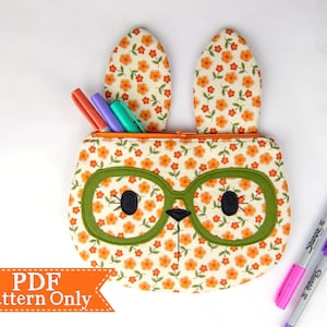 Lapin Zippy Critter Patron PDF, Patron de couture, Lapin avec des lunettes, Idée cadeau cousue à la main, Téléchargement immédiat, Jolie pochette à glissière