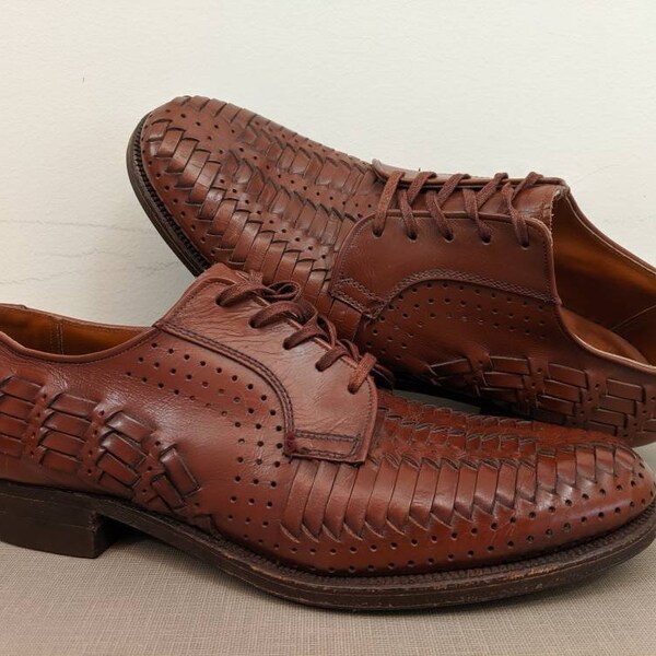 Size 8 Aristocrat leather weave oxfords men's shoes by weyenberg like vintage Johnston Murphy