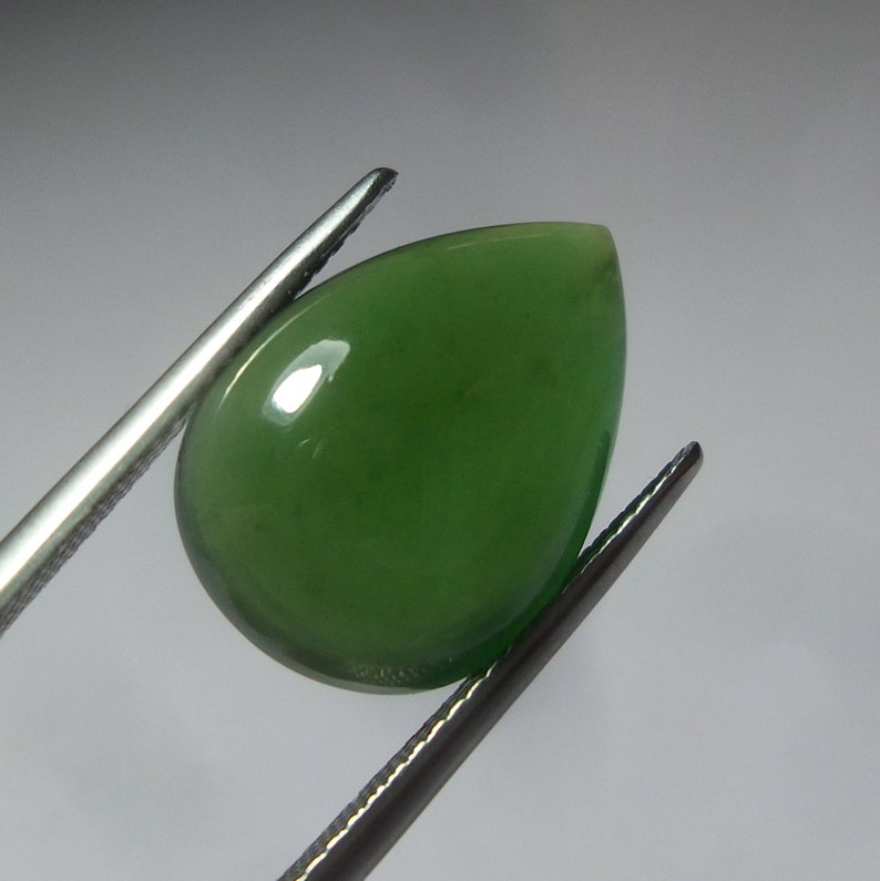 Serpentine Loose Gemstone 8.4 Carat 18.3x13.1x5.2 MM Natural Green Serpentine Pear Shape Cabochon
