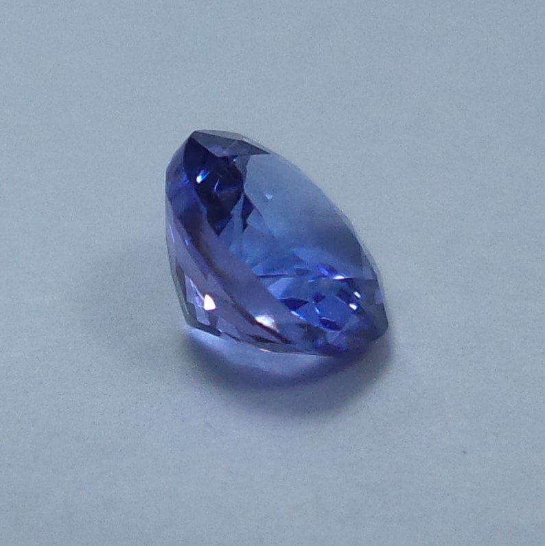 Rare Violet Blue Tanzanite. 0.52 Carat 4.9x4.9x3.1 MM Top Grade Quality Natural Faceted Blue Tanzanite Round Cut Shape