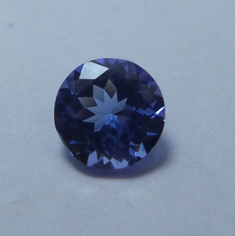 Rare Violet Blue Tanzanite. 0.52 Carat 4.9x4.9x3.1 MM Top Grade Quality Natural Faceted Blue Tanzanite Round Cut Shape
