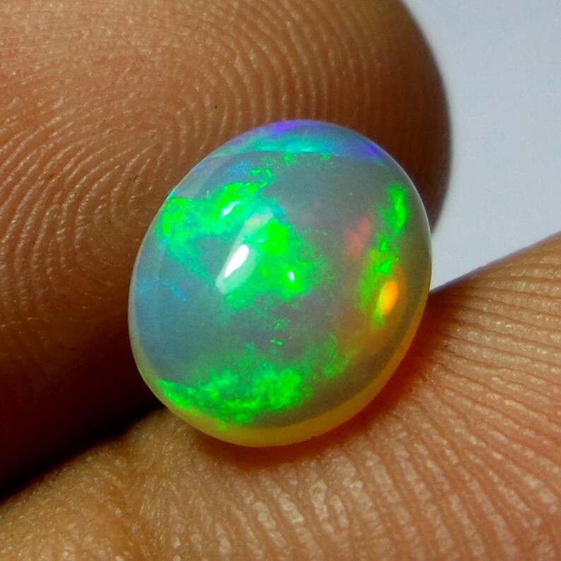 Rare Ethiopian Opal Cabochon 1.1 Carat 7.2x7.2x4.3 MM Natural Ethiopian Welo Fire Opal Round Shape Cabochon