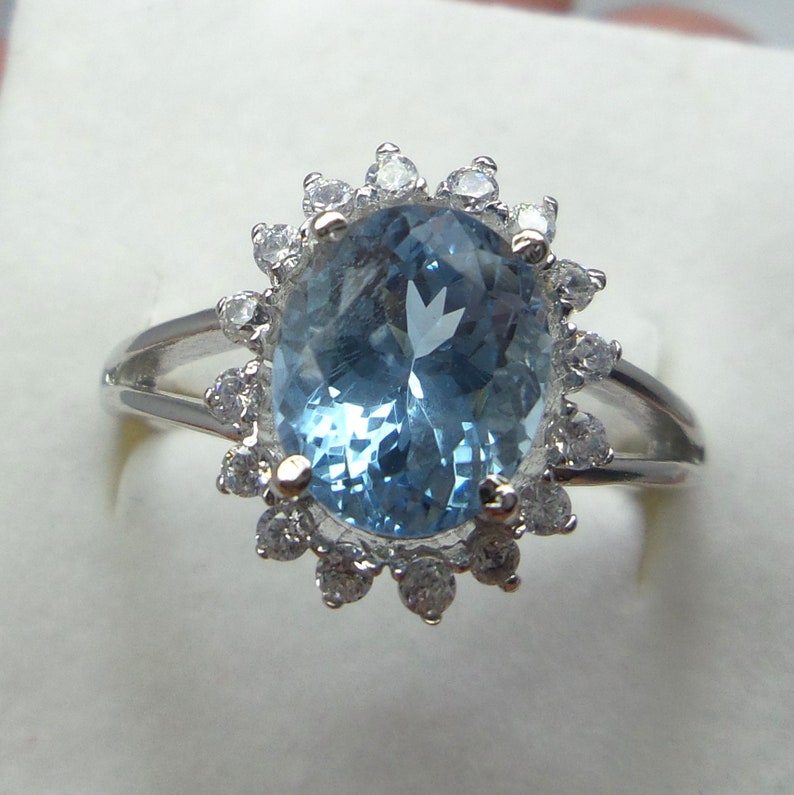 Ring Size 9 US 8x10 MM Natural Top Grade Faceted Excellent Top Blue Aquamarine Oval Shape Genuine 925 Sterling Silver Fine Quality Rings