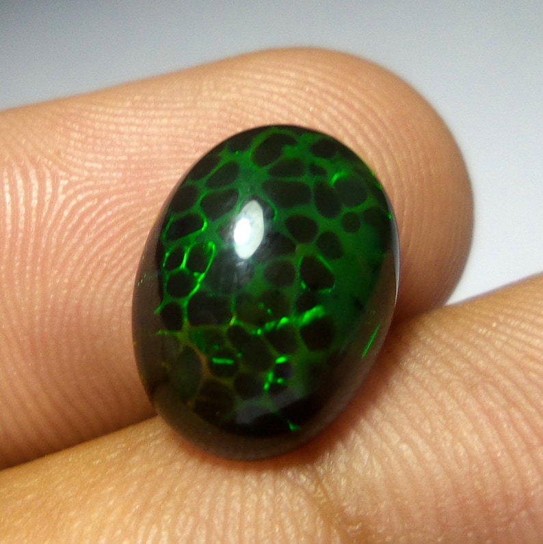 4.1 Carat 14.5x10.8x5.6 MM Amazing Natural Honey Comb Ethiopian Welo Fire Black Opal Rainbow Fire Gemstone Honeycomb Green Fire Opal