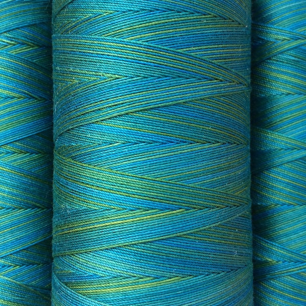 Fil à courtepointe en coton teint à la main, bleu sarcelle riche en couleurs, bobine de 150 m (162 yds) ou 750 m (820 yds), coton égyptien de Gizeh