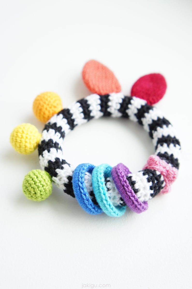 High Contrast Teether Baby Toy Crochet Pattern image 5