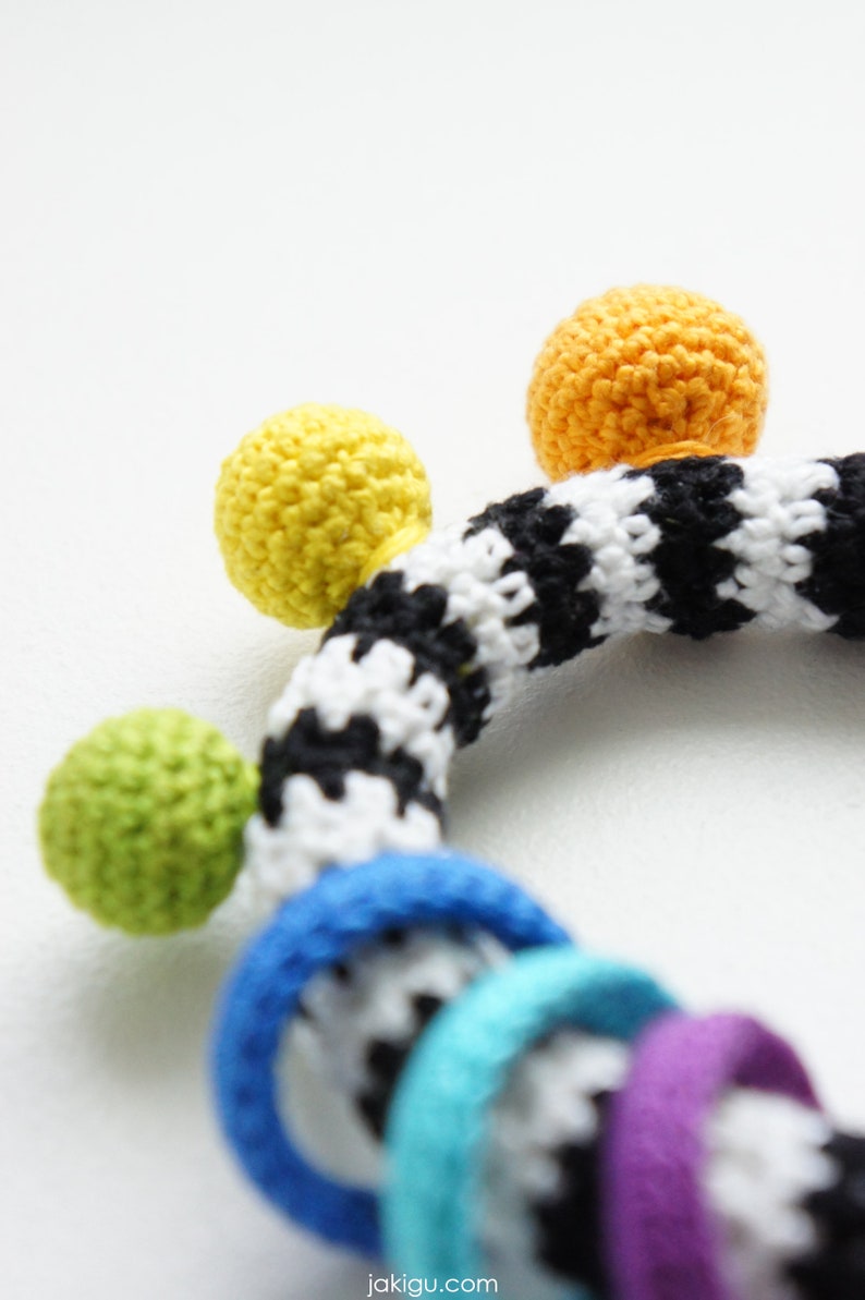 High Contrast Teether Baby Toy Crochet Pattern image 3