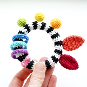 High Contrast Teether Baby Toy Crochet Pattern image 7