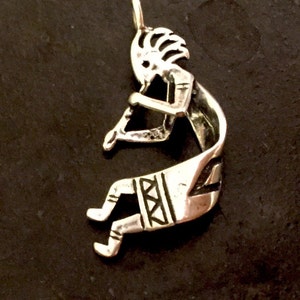 Kokopelli Kreis des Lebens, Silber Kokopelli Anhänger, Silber Kokopelli Anhänger, Silber Kokopelli Fruchtbarkeit Charm, Silber Kokopelli Karneol