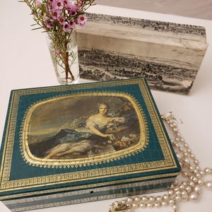 Beautiful Antique French Fragonard style Trinket Jewelry Box - Faux Leather and Gold - Renaissance Style - Gorgeous - Chateau Style