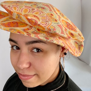 Soft Spring Floral Renaissance Tudor Flat Cap