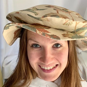 Linen Leaf Renaissance Tudor Flat Cap