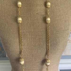 Beautiful Ong Vintage Gold Tone Necklace By. Park Lane 