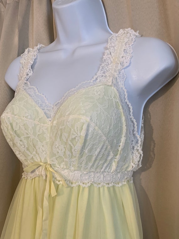 Vintage babydoll nighty by Aristocraft