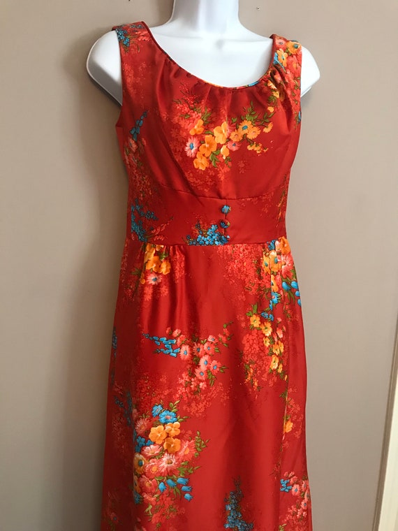 Vintage Hawaiian dress by Sun Fashions of Hawaii