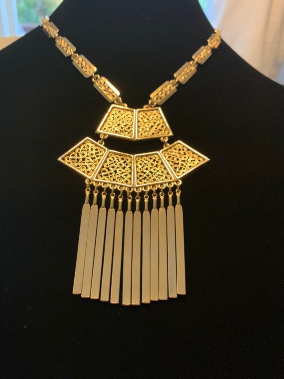 1970s gold tone necklace - image 2