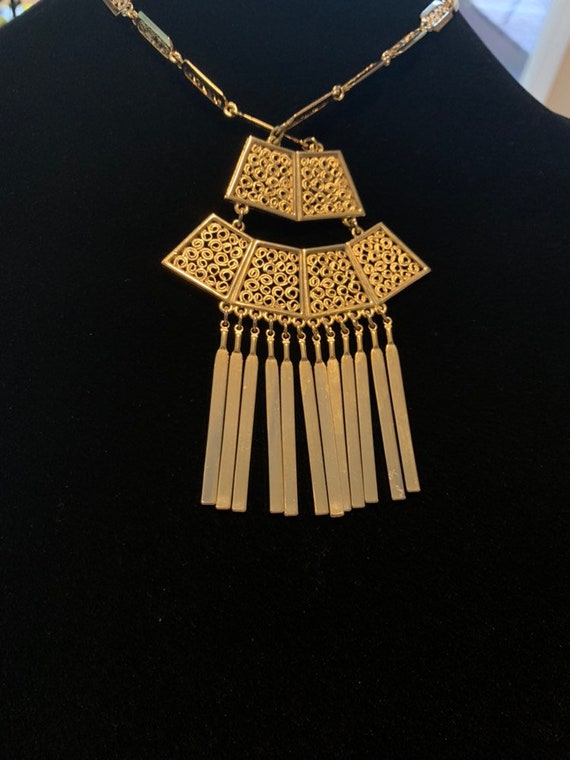 1970s gold tone necklace - image 3