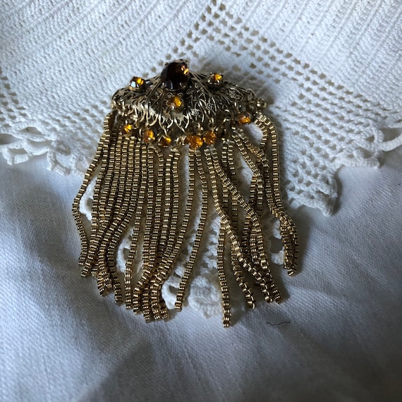 Vintage brooch with fringe, - Gem