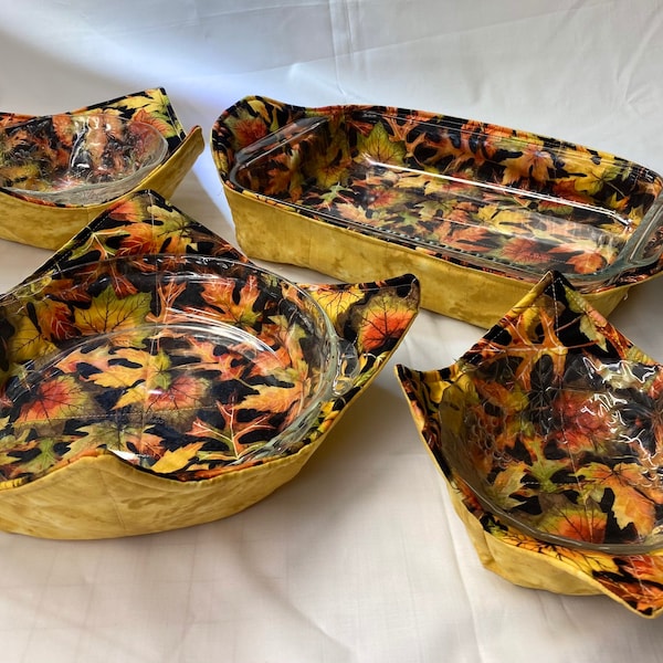 Casserole Cozy // Fall Leaves // Casserole serving cozy // Insulated dish cover // 9x13 Baking dish cozy // Microwave Casserole Cozy