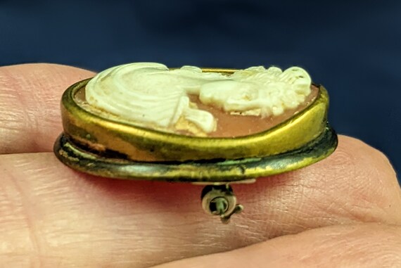 Antique CAMEO PIN Brooch ~ Brass Setting ~ Hand C… - image 5