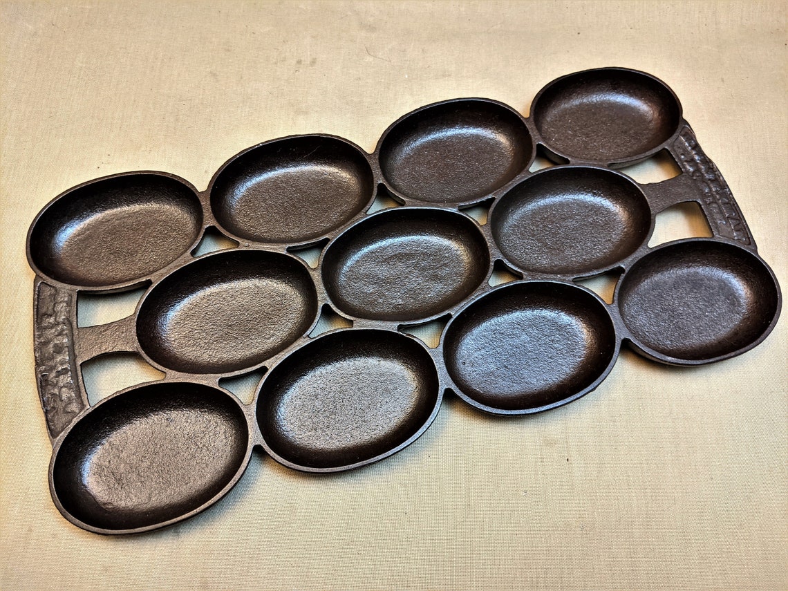 N.WATERMAN of Boston Cast Iron GEM Muffin PAN Antique Etsy