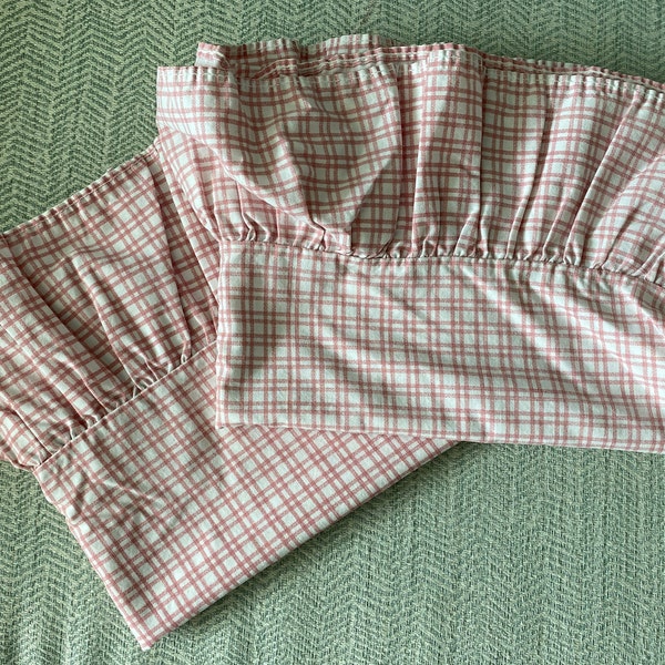 Salmon Pink Checked Standard Size Pillow Cases With Ruffled Hem - by Martha Stewart