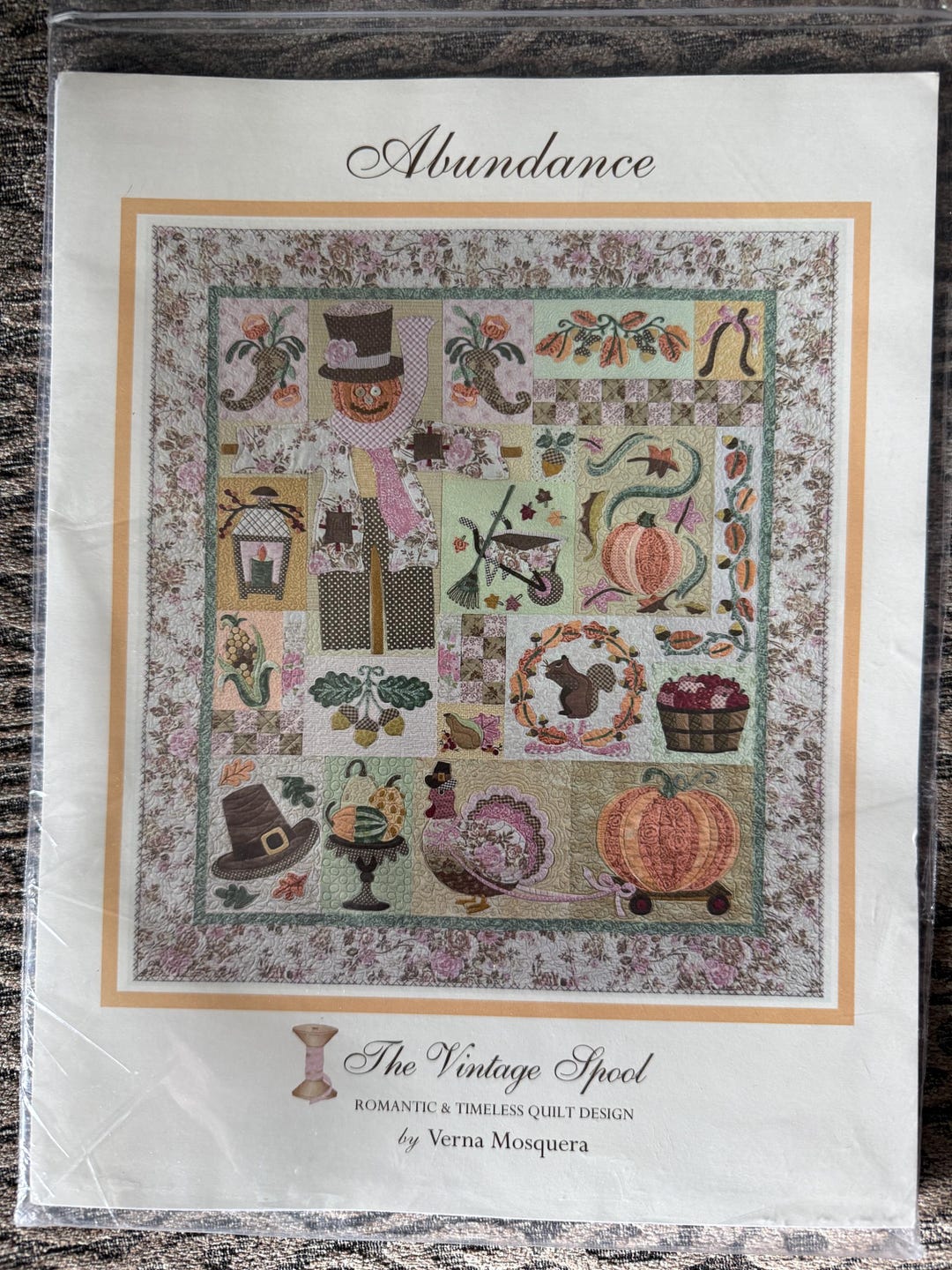 Abundance Quilt Pattern - the Vintage Spool - by Verna Mosquera - 2009 ...