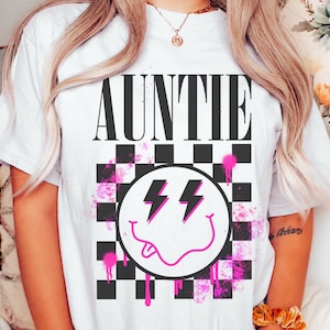 Auntie retro vintage shirt, Auntie T-shirt, Auntie Shirt, Gift for Aunt, smile face, Cool Aunt T-shirt, New Aunt Shirt, Aunt T-Shirt