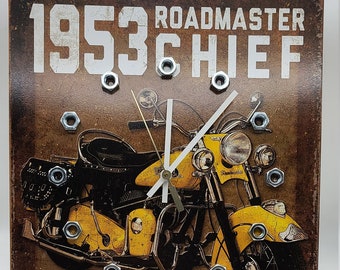 Indian Motorcycle Metal Clock: Retro Garage Wall Decor