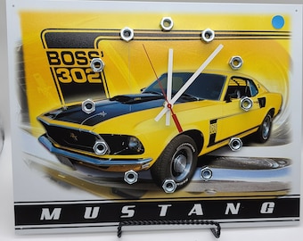Ford BOSS 302 Mustang Metal Wall Clock: Retro Garage Decor