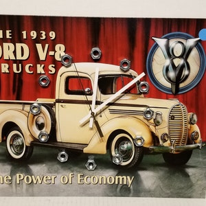 Uhr / Ford 1939 V8 Metalluhr / Wanduhr / Haushaltswaren / Wanddekoration / Mannhöhle / Garagenuhr Automobil / Manndekor
