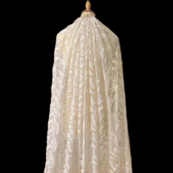 Cape de voile de mariée Calliste Bride faite main, voile de plumes, voile bohème, voile de mariage, voile vintage, cape de mariée, voile avec plumes