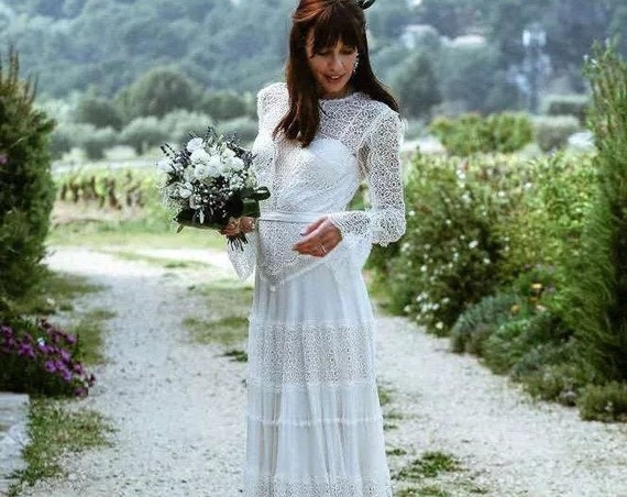 Eleni vintage wedding dress