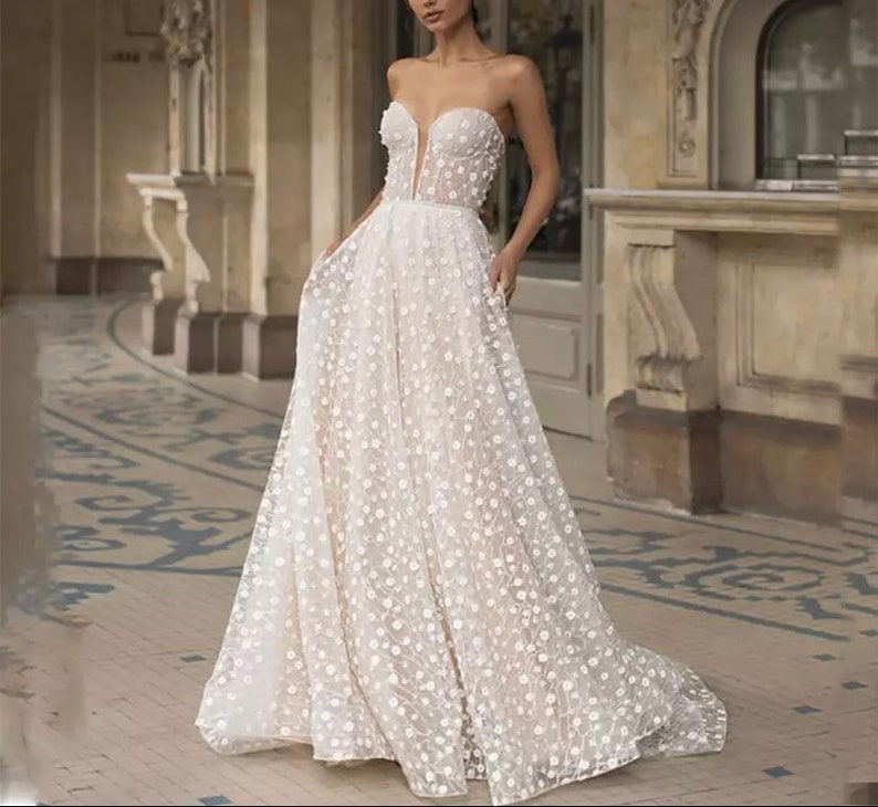 Hochzeitstrends 2022 - Brautkleider, Celestial, Tarot und mehr! SNOW Calliste Hochzeitskleid Boho Vintage Hochzeitskleid