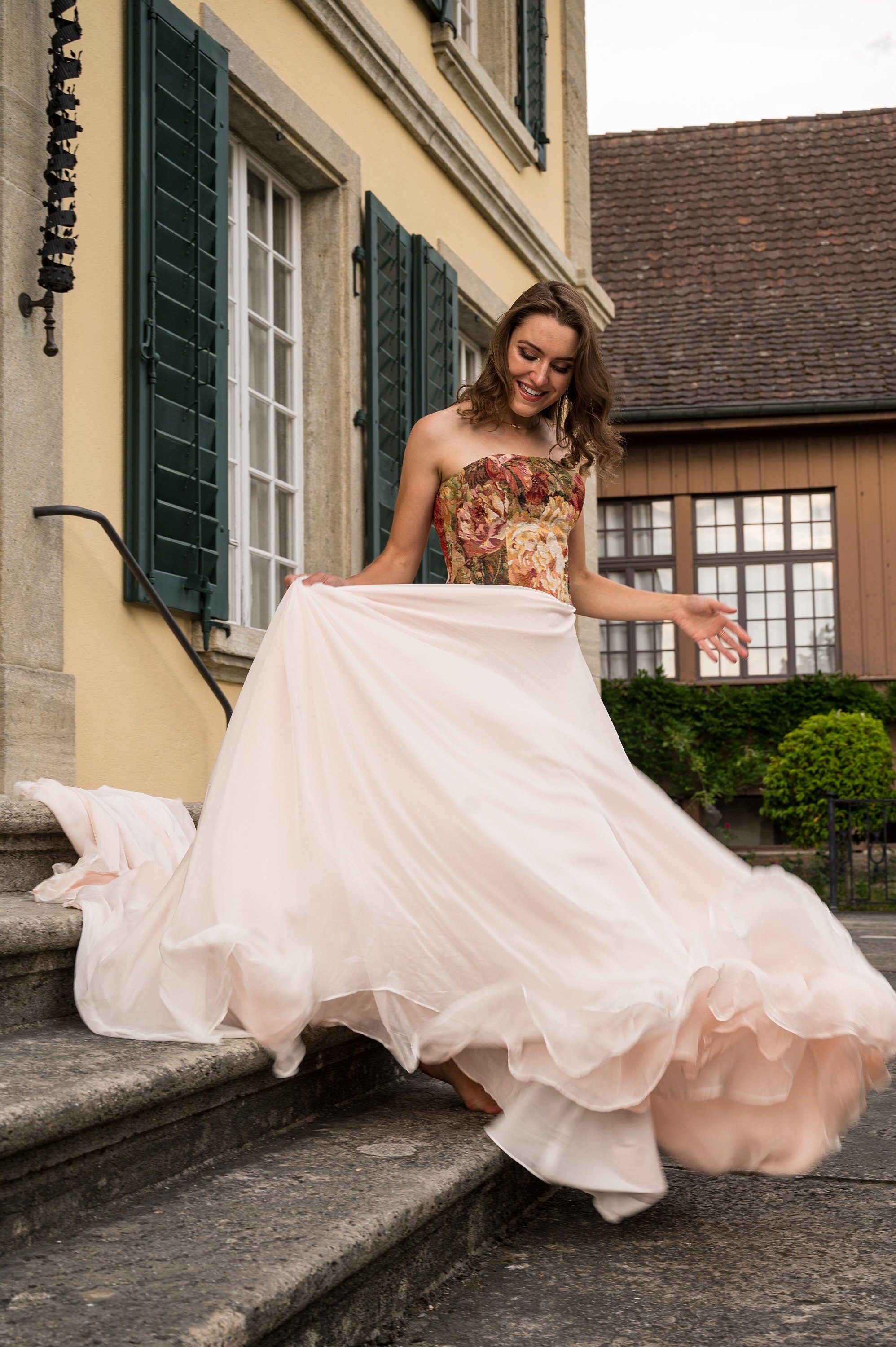 Wedding skirt shop