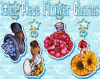 Puede incluir: Cuatro encantos de flores con temática de One Piece. Cada encanto presenta un personaje diferente de la serie de anime. Los encantos están hechos de acrílico y tienen un anillo de metal dorado para sujetar a un llavero o bolso. Los encantos están decorados con flores coloridas y los artículos característicos de los personajes.